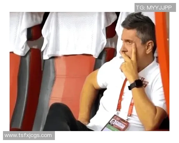 头顶一撮毛的足球球星如何用独特魅力征服全球球迷和赛场 头顶一撮毛的足球球星如何用独特魅力征服全球球迷和赛场